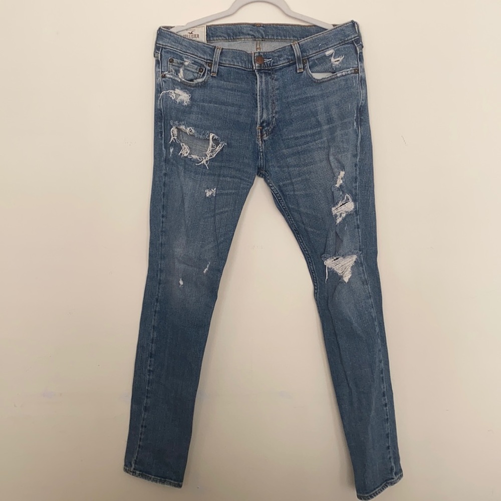 Men’s Hollister Ripped Blue Straight Jeans